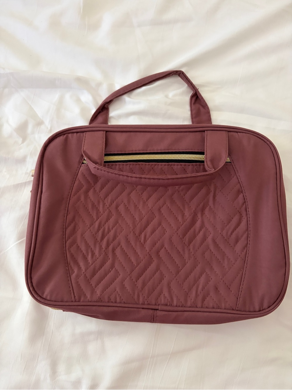 Quilted Mauve Hanging Cosmetic Bag